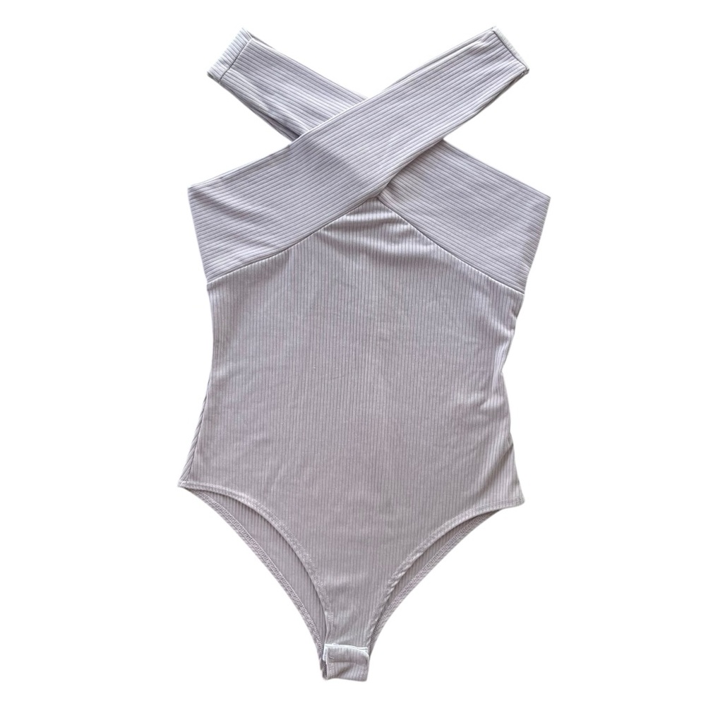 Entro Women’s M Lavender Light Purple Ribbed Crisscross Halter Neckline Bodysuit